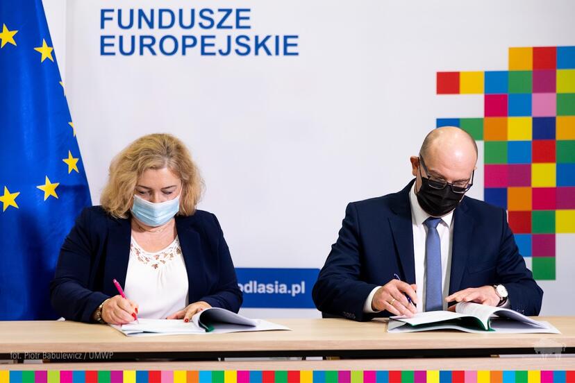 Ilustracja do artykułu 2 mln zł na nowe e-usługi w Książnicy